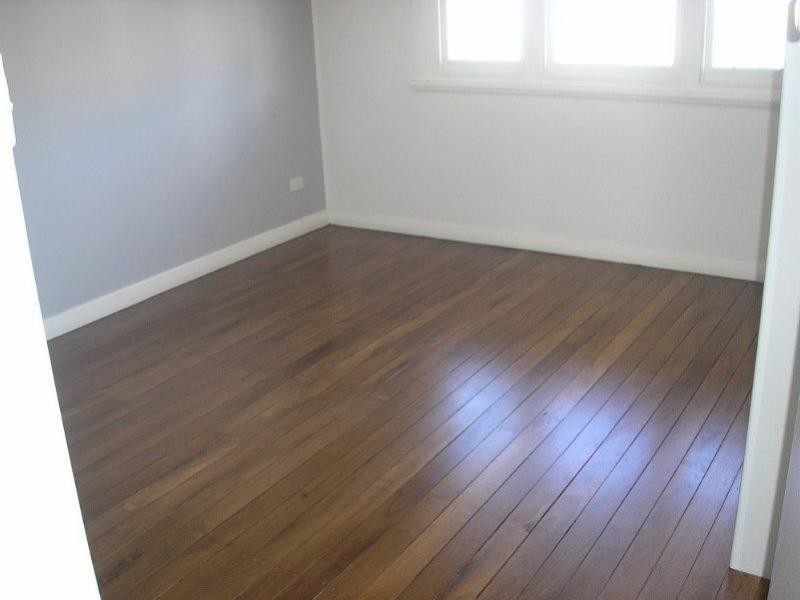 4 Gulliver Street, Hamilton NSW 2303