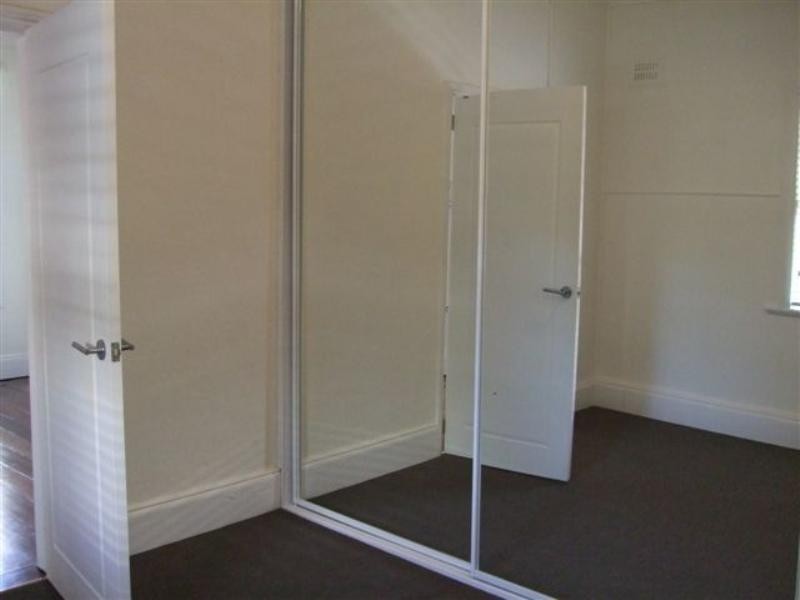 82a Parry Street, Cooks Hill NSW 2300