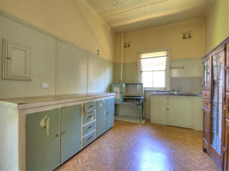 91 Stewart Avenue, Hamilton South NSW 2303