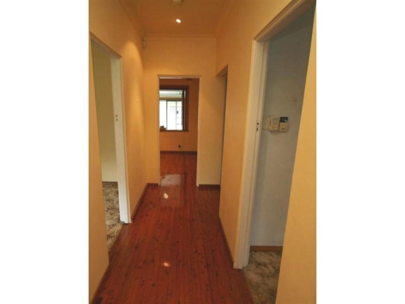 1 Cecil Avenue, Waratah NSW 2298