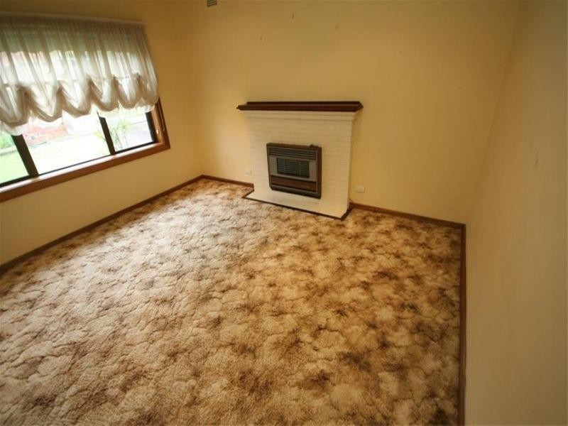 1 Cecil Avenue, Waratah NSW 2298