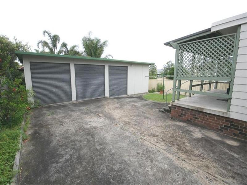 1 Cecil Avenue, Waratah NSW 2298
