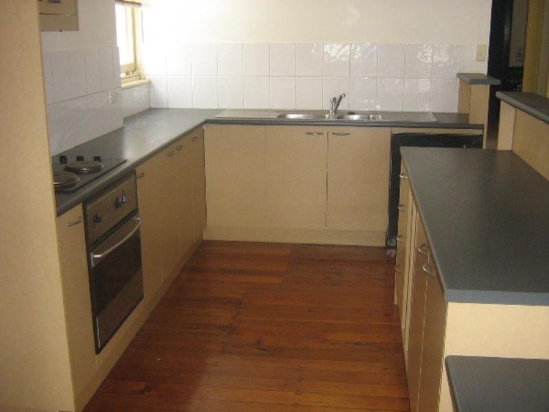 2/65 Hunter Street, Newcastle NSW 2300