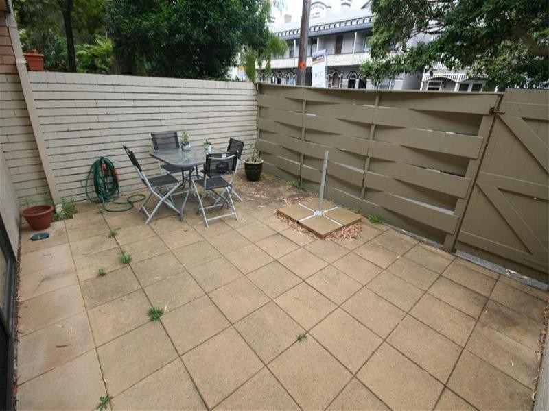 2/77 Bull Street, Cooks Hill NSW 2300