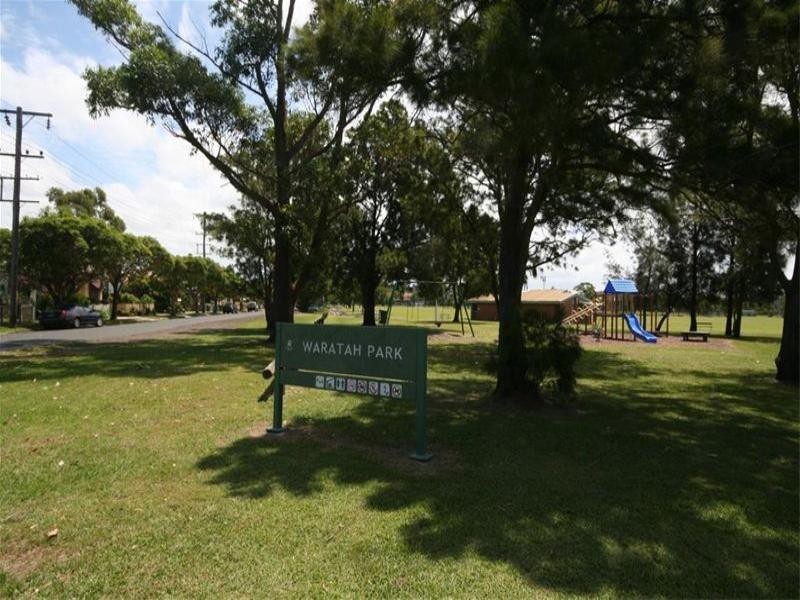 10 Young Street, Georgetown NSW 2298