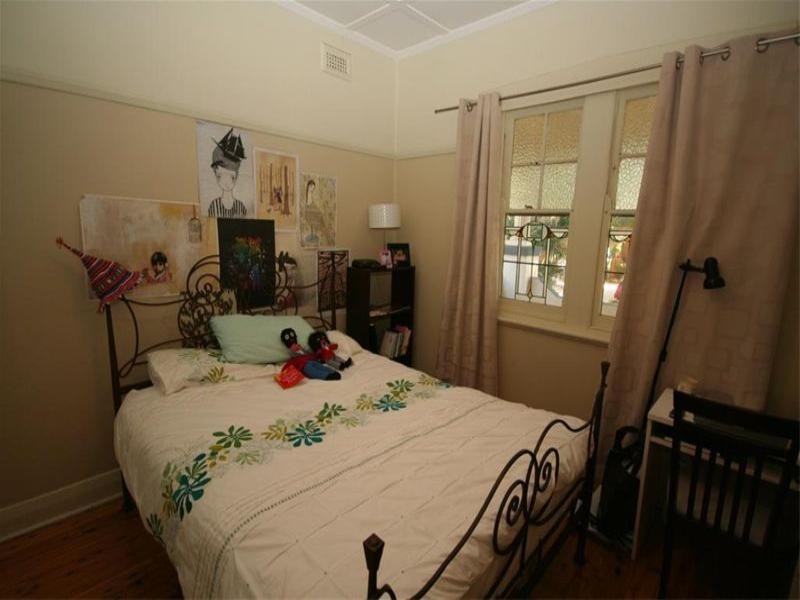 20 Swan Street, Cooks Hill NSW 2300