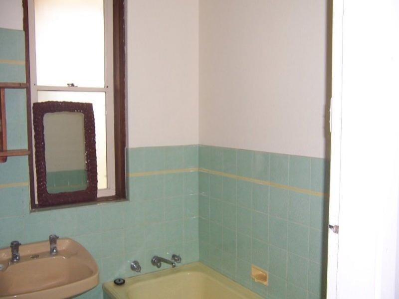 42 Elsdon Street, Redhead NSW 2290