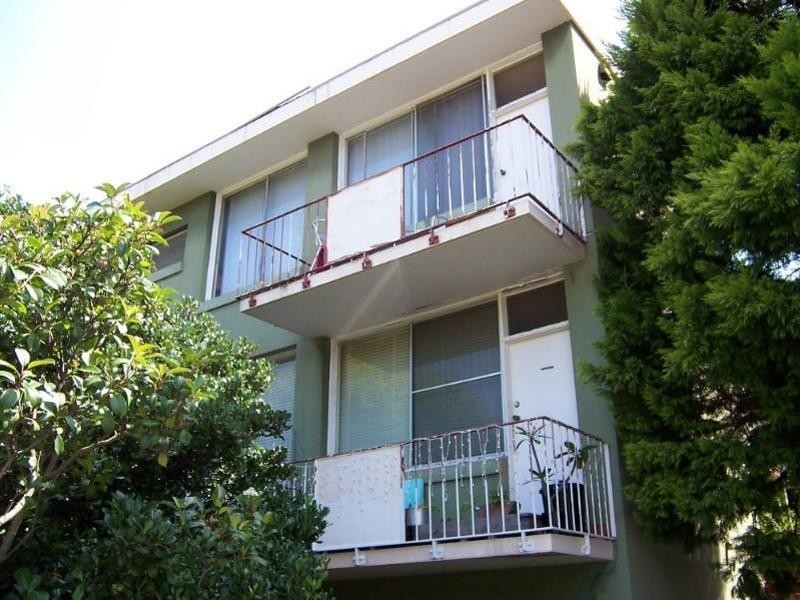 4/4 Hillview Crescent, Newcastle NSW 2300