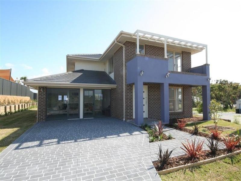 6 Stringybark Drive, Fern Bay NSW 2295