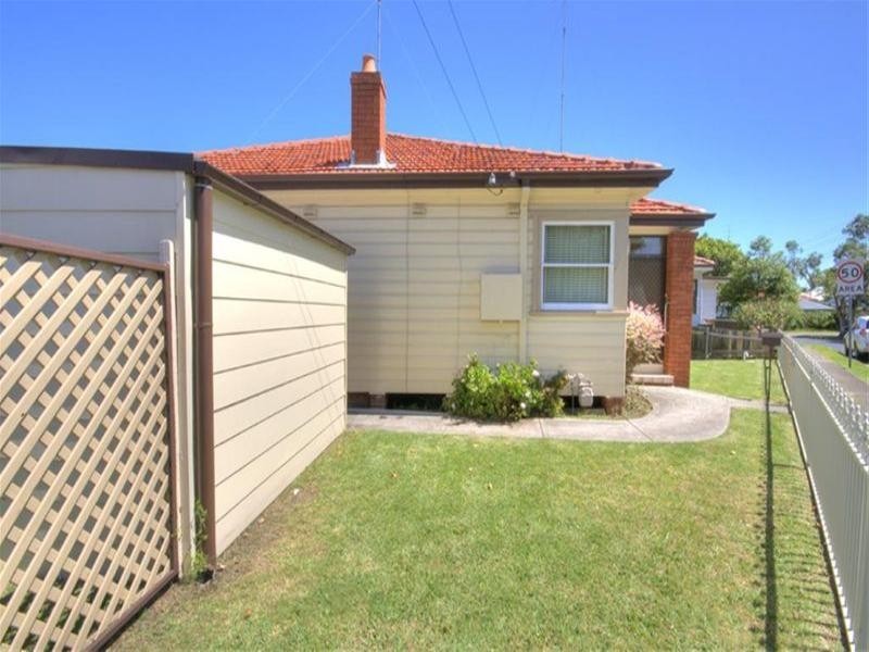 1 Phillips Street, Hamilton North NSW 2292