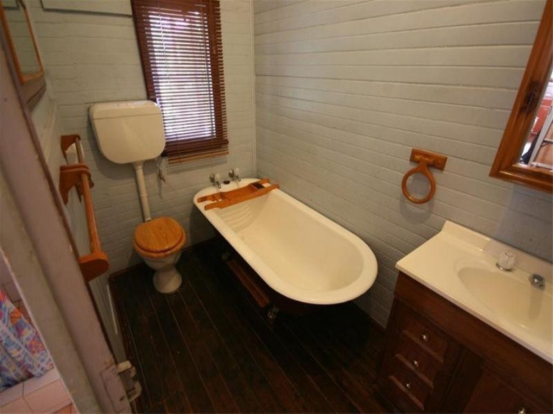 7 Berkeley Street, Mayfield NSW 2304