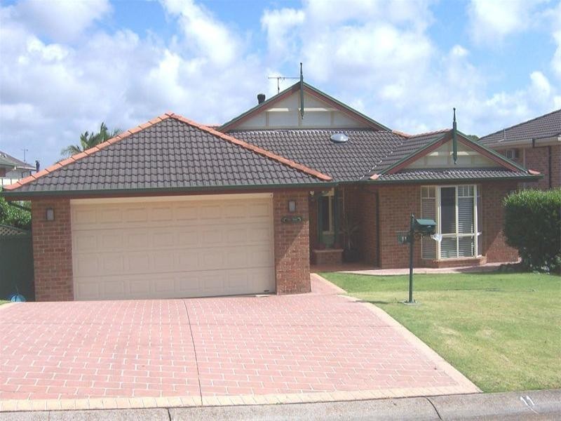 11 Smokebush Place, Garden Suburb NSW 2289