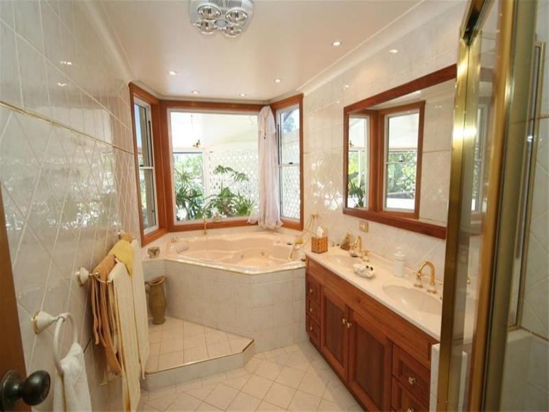 9 Keira Close, Valentine NSW 2280