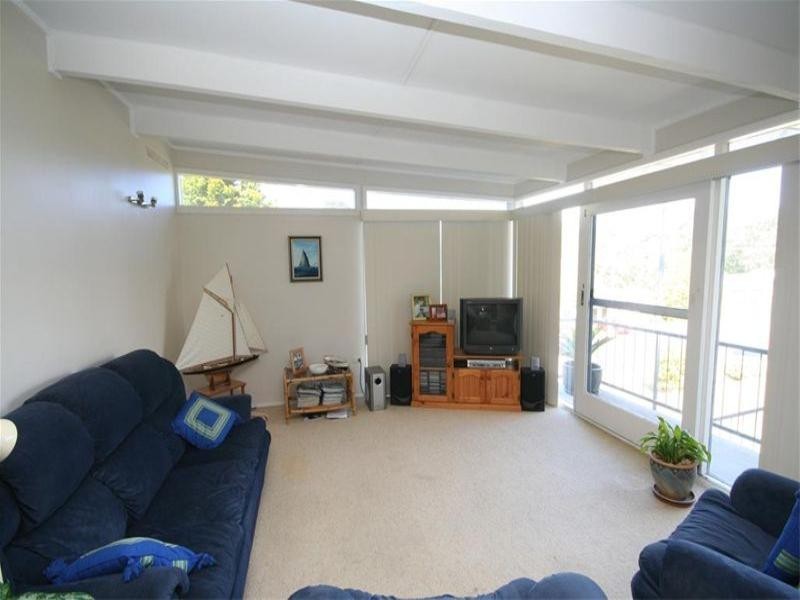 83 Roslyn Avenue, Charlestown NSW 2290