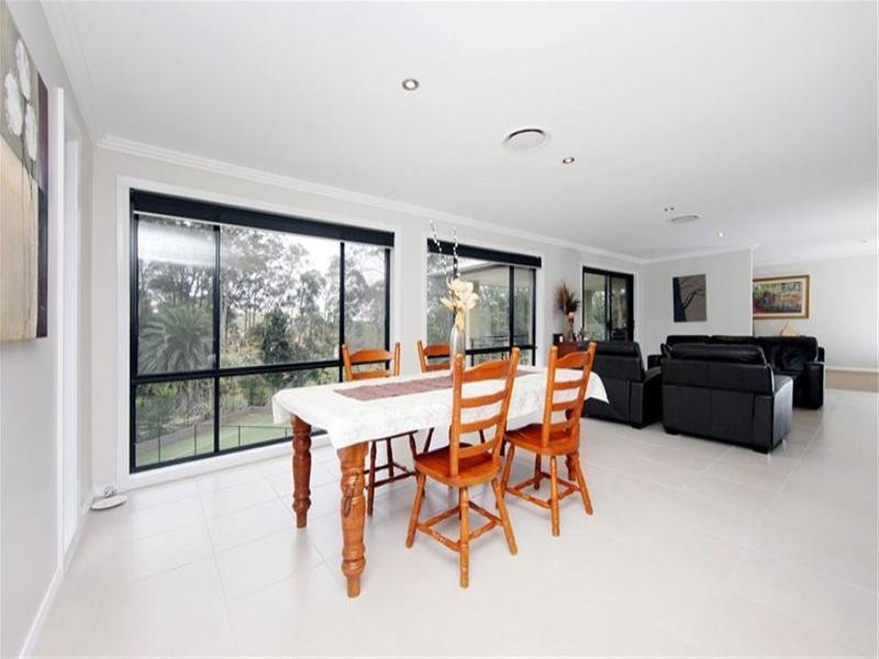 4 Gum Tree Lane, New Lambton Heights NSW 2305