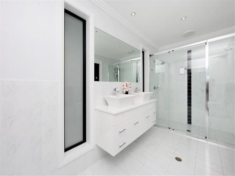 4 Gum Tree Lane, New Lambton Heights NSW 2305