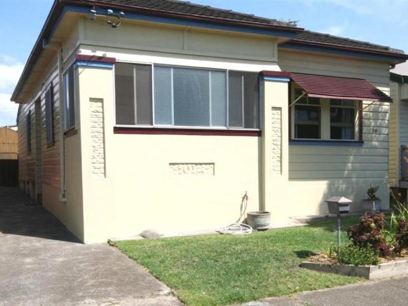 16 Clara Street, Mayfield East NSW 2304