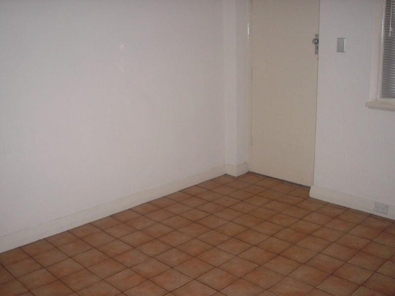 8/76 Parkway Avenue, Bar Beach NSW 2300