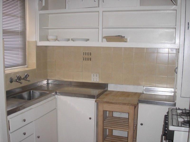 8/76 Parkway Avenue, Bar Beach NSW 2300