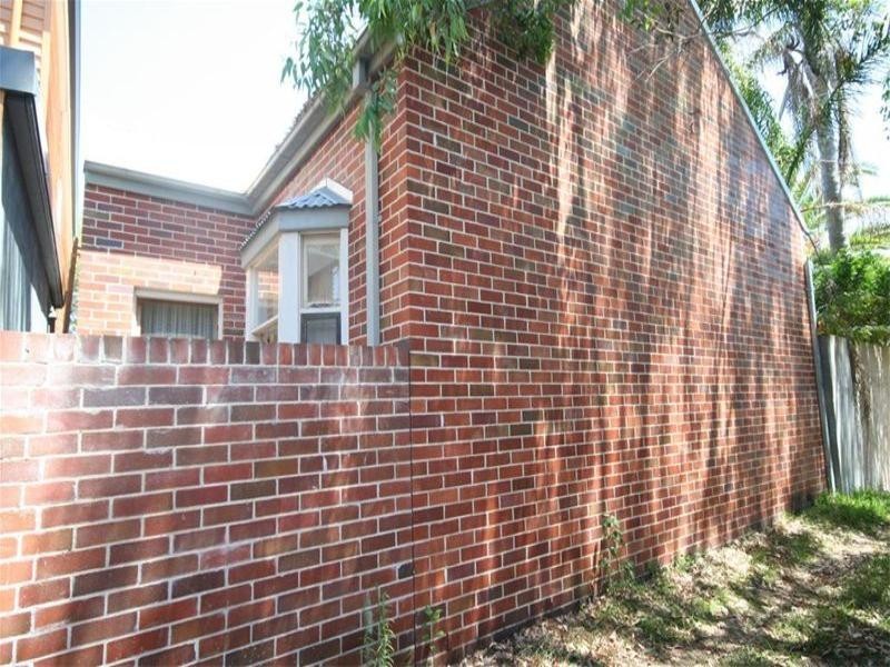 14 Lindsay Street, Hamilton NSW 2303