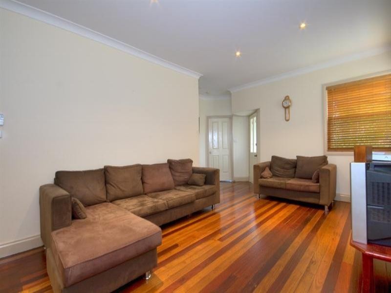 412 Glebe Road, Merewether NSW 2291