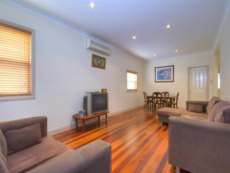 412 Glebe Road, Merewether NSW 2291