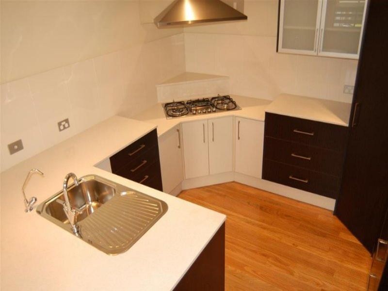 8/41 Charles Street, Warners Bay NSW 2282