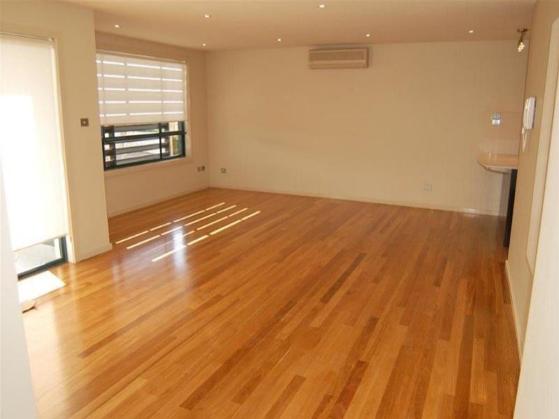 8/41 Charles Street, Warners Bay NSW 2282