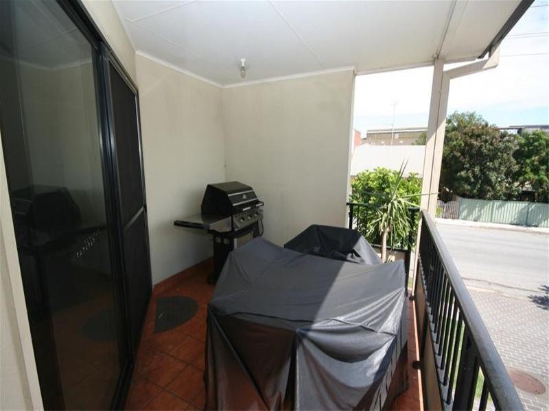 1/33 Bishopgate Street, Wickham NSW 2293