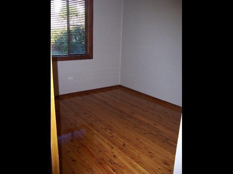 16 Sherburn Cresent, Charlestown NSW 2290