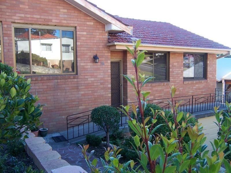 16 Sherburn Cresent, Charlestown NSW 2290