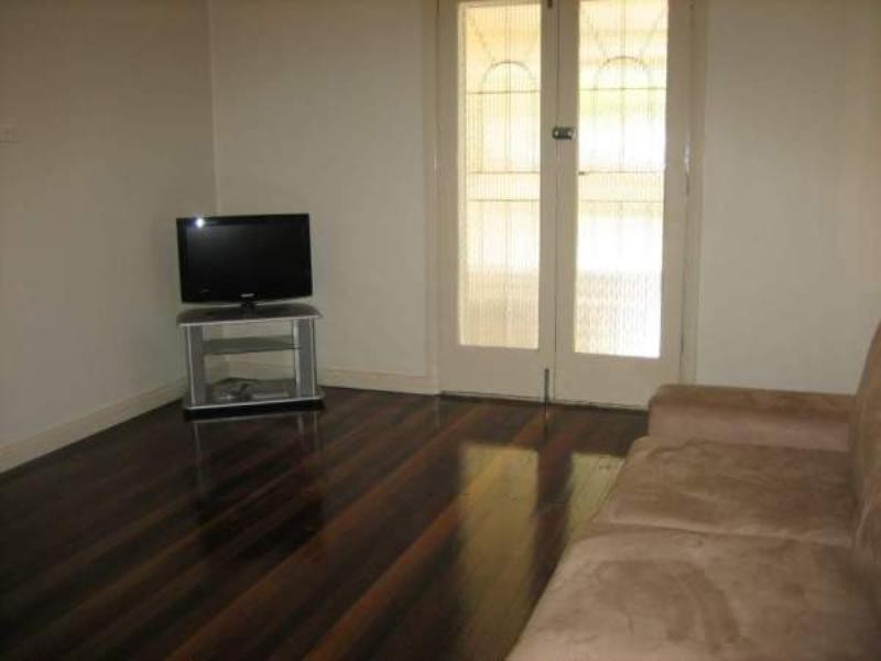 27 Edith Street, Waratah NSW 2298