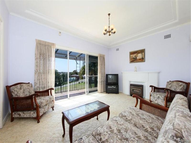 11 Compton Street, North Lambton NSW 2299