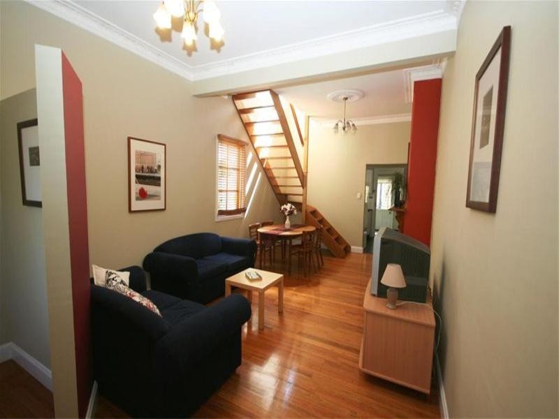 4 Cleary Street, Hamilton NSW 2303