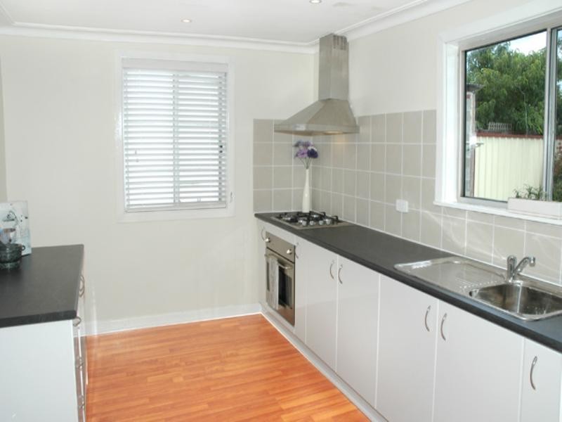24 Watson Street, Islington NSW 2296