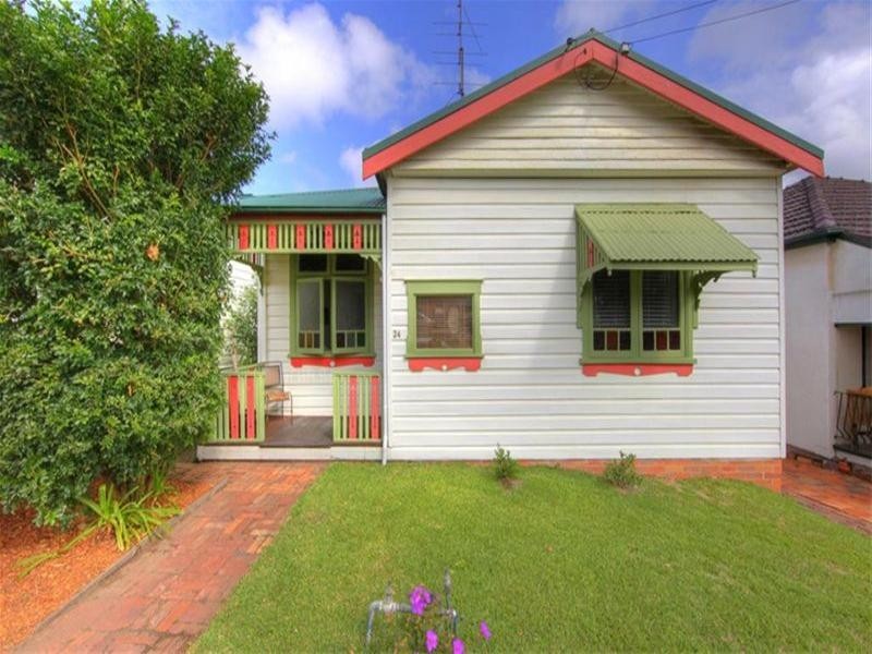24 Cross Street, Mayfield NSW 2304