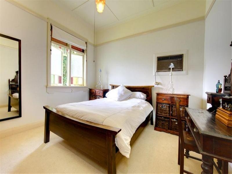 24 Cross Street, Mayfield NSW 2304