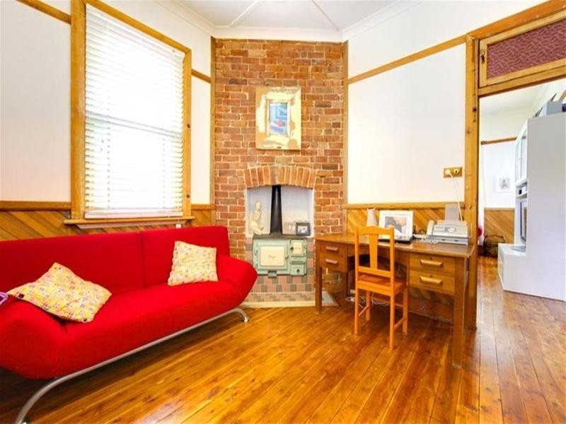 24 Cross Street, Mayfield NSW 2304