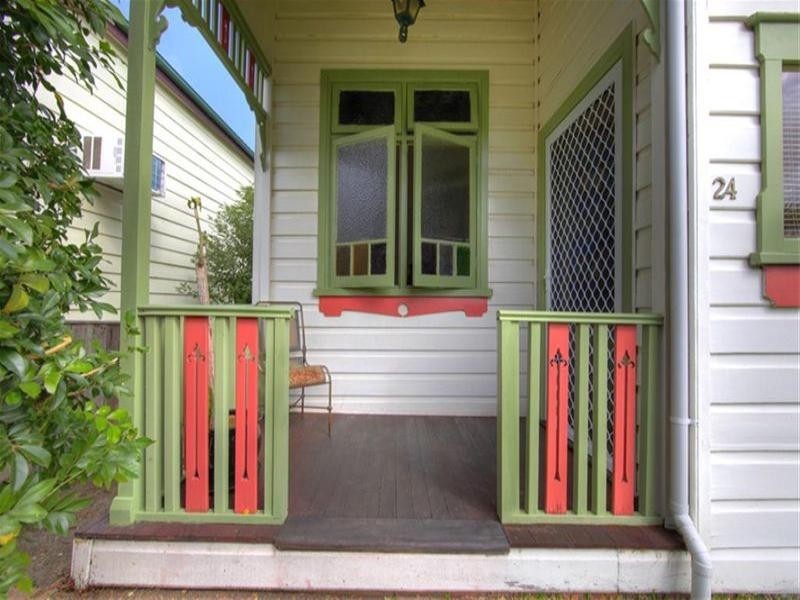 24 Cross Street, Mayfield NSW 2304