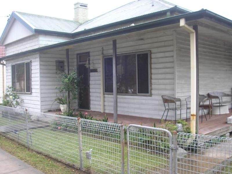 16 Havelock Street, Mayfield NSW 2304