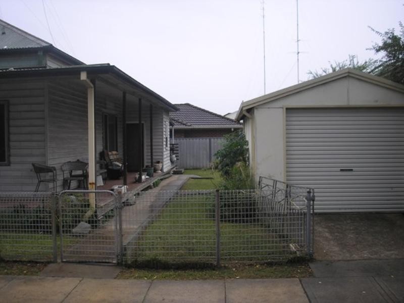 16 Havelock Street, Mayfield NSW 2304