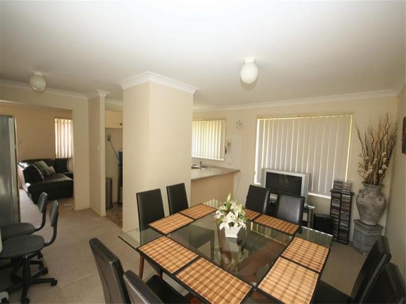 12 Brumby Crescent, Maryland NSW 2287