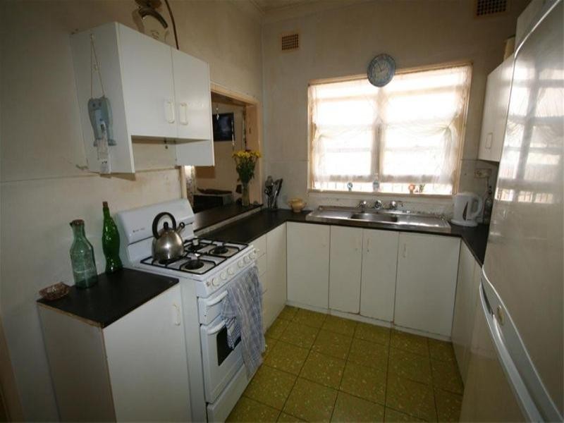 7 Stone Street, Stockton NSW 2295