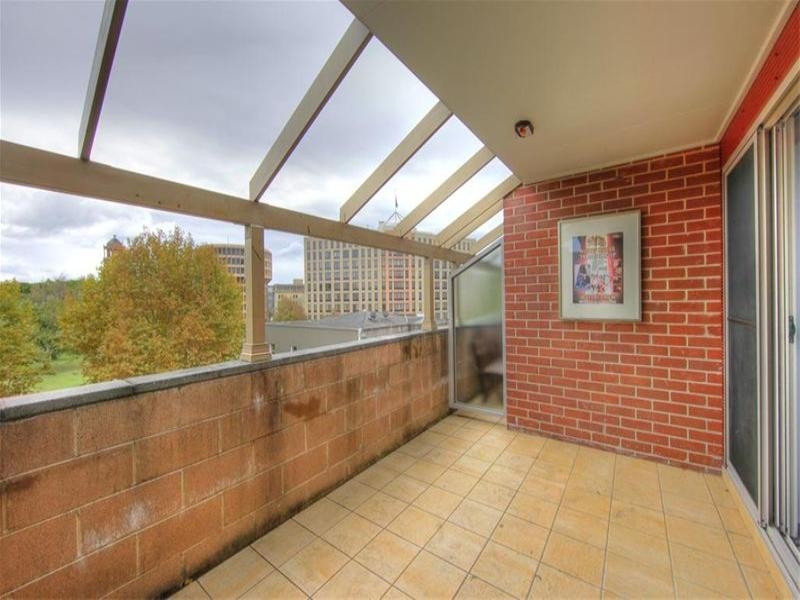 2/124 – 126 Tyrrell Street, The Hill NSW 2300