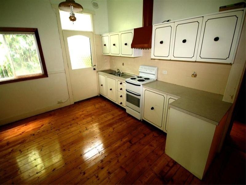 30 Pembroke Street, Stockton NSW 2295