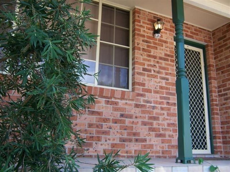 2/297 Brunker Road, Adamstown NSW 2289