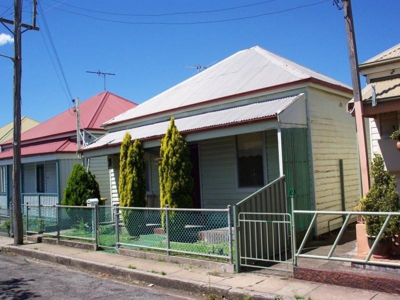 60 Mathieson Street, Carrington NSW 2294