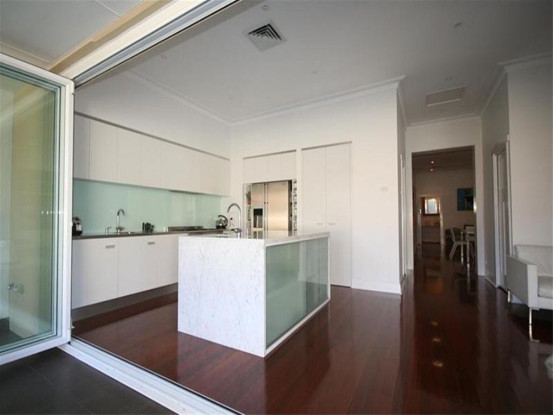 37 National Park Street, Hamilton South NSW 2303