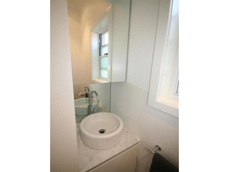 37 National Park Street, Hamilton South NSW 2303