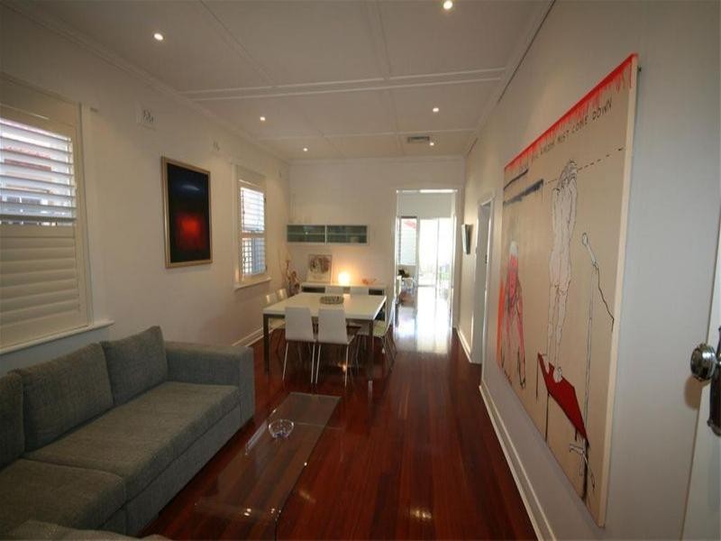 37 National Park Street, Hamilton South NSW 2303